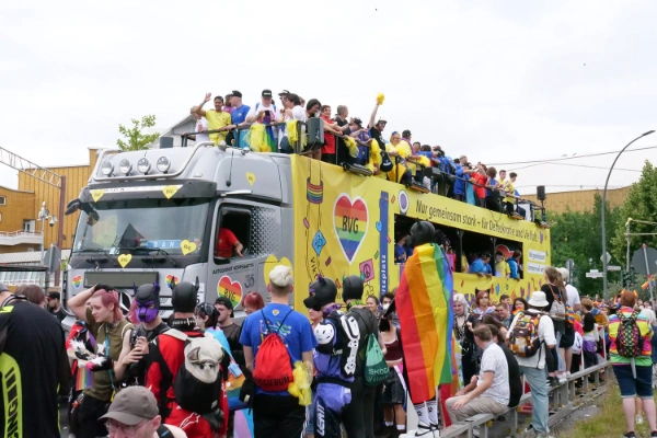 BVG-Truck beim Berliner CSD 2024